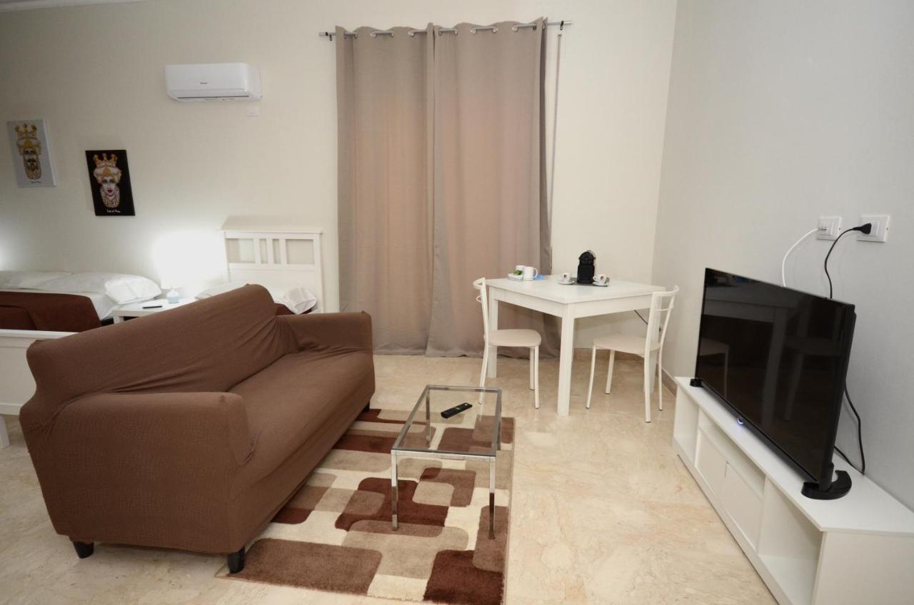 Bed and Breakfast La Casa Del Moro - Al Politeama Palermo Exterior foto